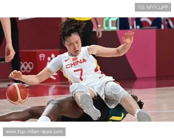 广东女篮连续胜利，邵婷无愧队伍领袖，率队力克四川